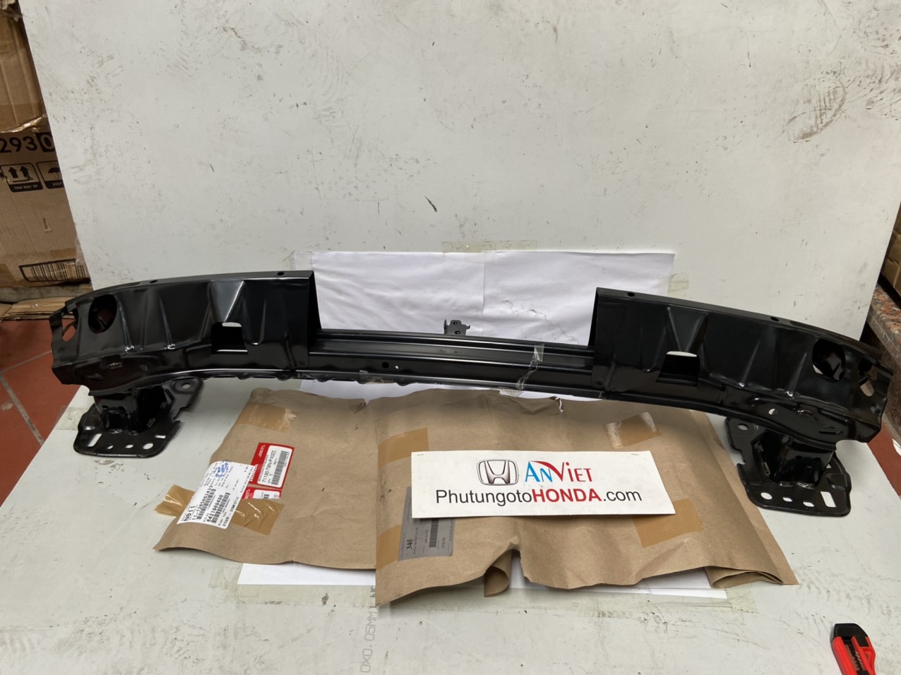 Xương đỡ ba đờ sốc trước xe Honda HRV